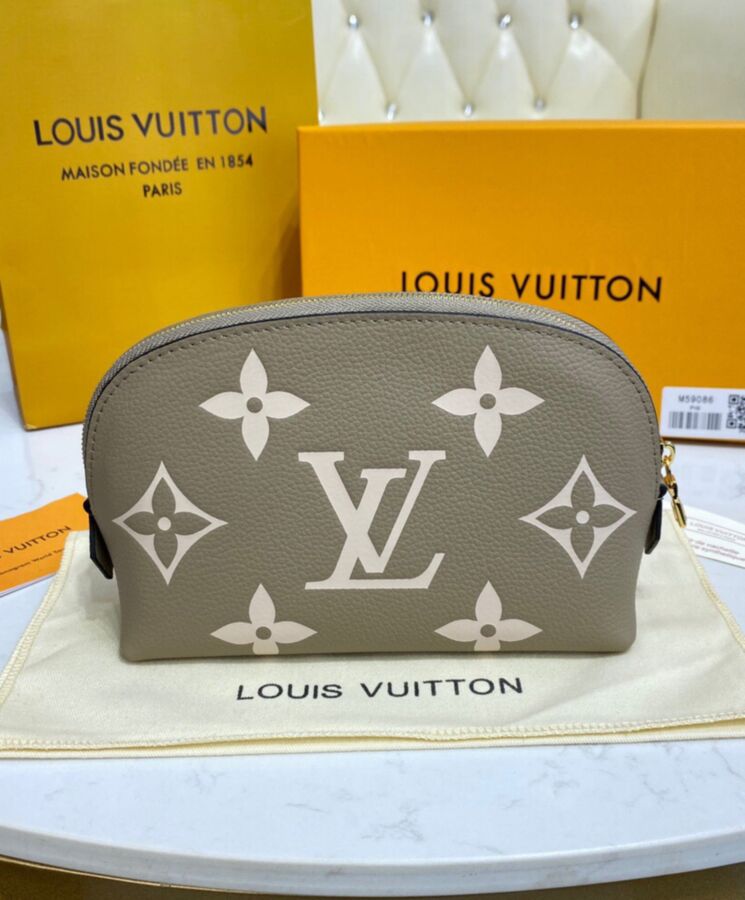 Louis Vuitton Pochette Cosmetique PM M45951 M59086 Gray