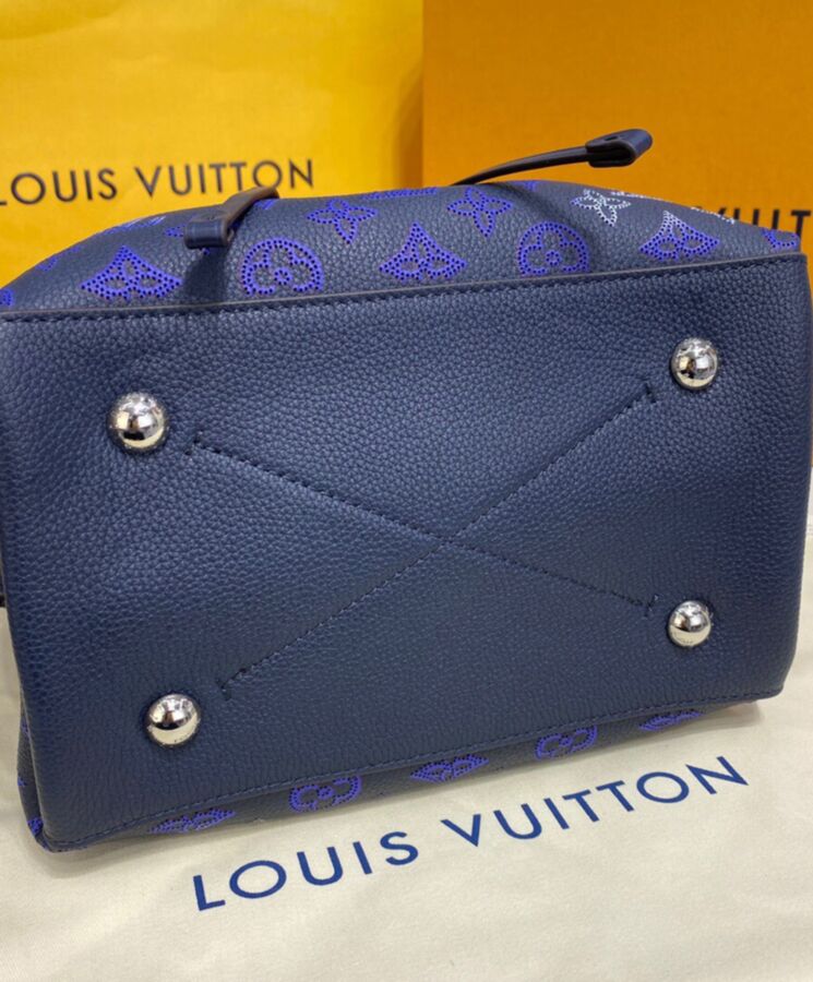 Louis Vuitton LV Crafty NeoNoe MM M56889 Cream