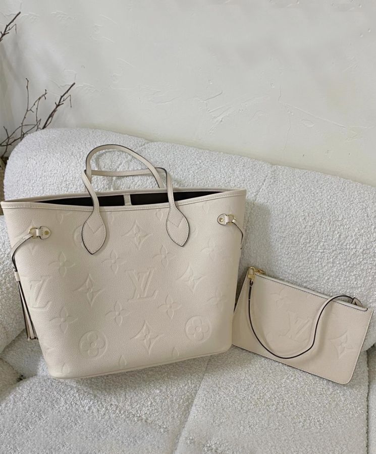 Shop Louis Vuitton NEVERFULL Neverfull Mm Tote Bag (M45686, M45685