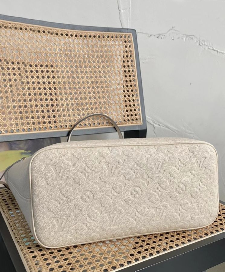 Shop Louis Vuitton Neverfull mm tote bag (M45684, M45685, M45686
