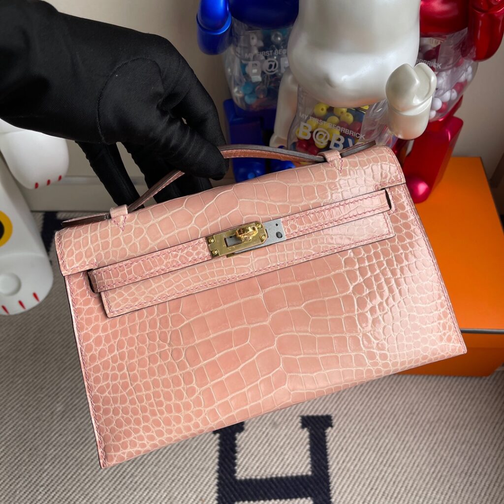 Hermes kelly pochette Alligator shiny 1Ｑ creamy pink Gold Hardware 22cm  Full HandmadeAuthentic quality - lushenticbags