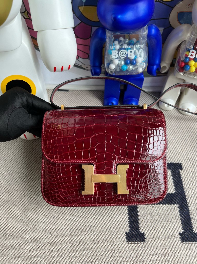 Hermes Constance Alligator shiny Red Gold Hardware GHW 18cm Full