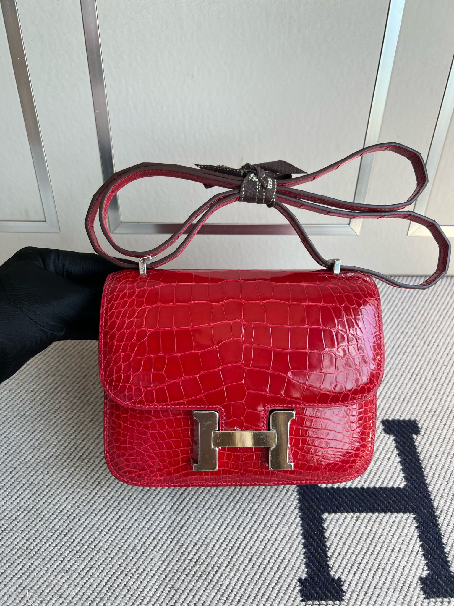 Hermes Constance Alligator shiny Red Gold Hardware GHW 18cm Full Handmade -  lushenticbags