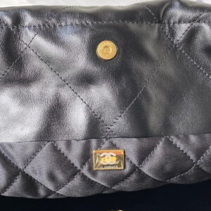 Chanel 22 Handbag AS3261 Shiny Calfskin Gold-Tone Metal Black Logo