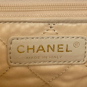Chanel 22 Large Handbag Shiny Calfskin Lacquered Metal AS3262 White Logo  Black - lushenticbags