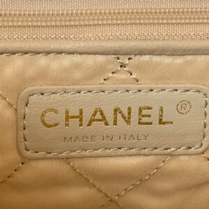 Chanel 22 Large Handbag Shiny Calfskin Lacquered Metal AS3262 White Logo Black