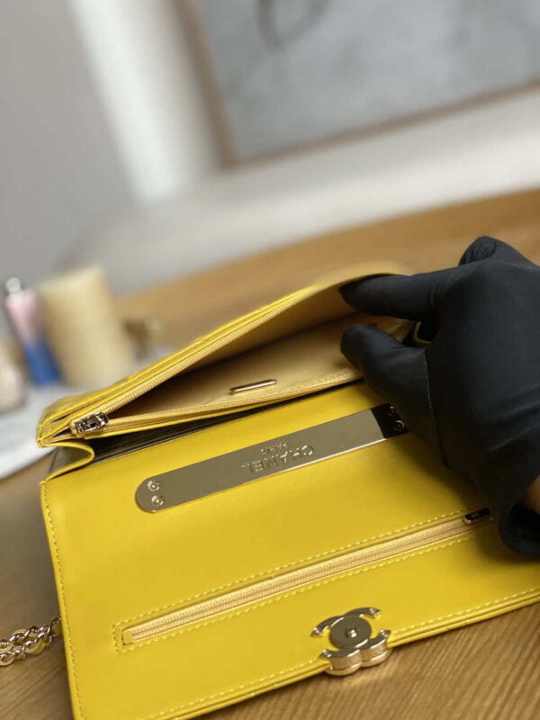 Chanel A81207 WOC 19 Chain Wallet Bag Lambskin Yellow Gold
