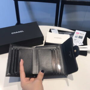 CHANEL Classic Small Flap Wallet (AP0231 Y01295 C3906)