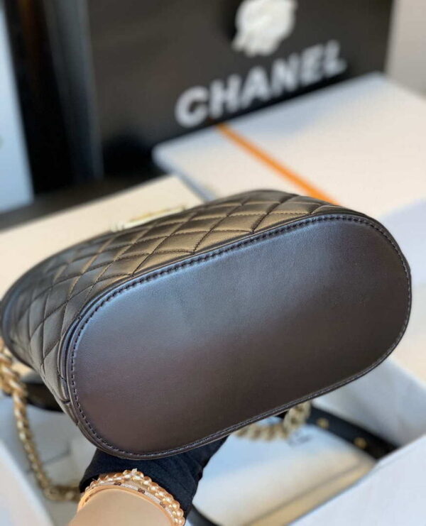 Chanel AP2902 Bucket Bag with Chain Chanel Lambskin Black