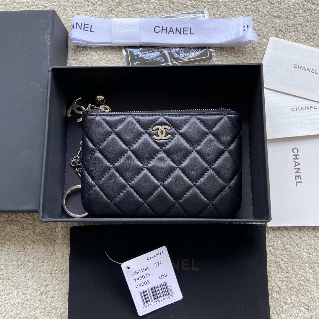 New Chanel Classic Zipped Card Holder - COME BAG BRANDNAME