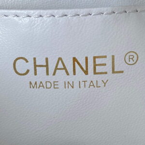 Chanel Small Hobo Bag Grained Calfskin Gold AS3223 White